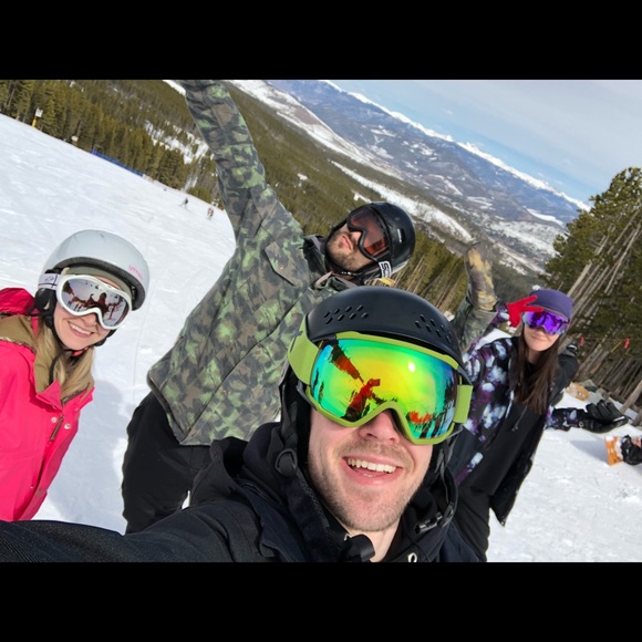 MEET THE POSHER- Jess - Picture 3 of 5